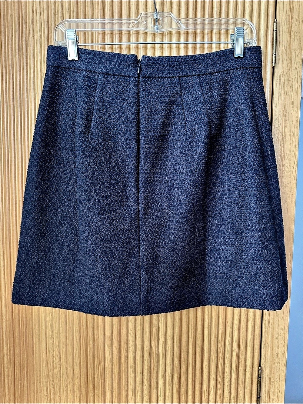 Ann Taylor Navy Tweed Button Mini Skirt Gold-Tone Buttons Worn Once - Picture 2 of 5